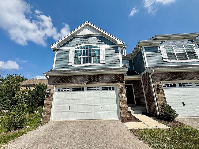 Additional photo 3 of property located at 621 Bourbon Ct