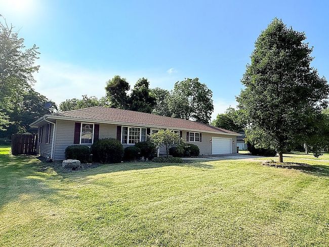 Photo of 104 Rice St, Meadville, MO