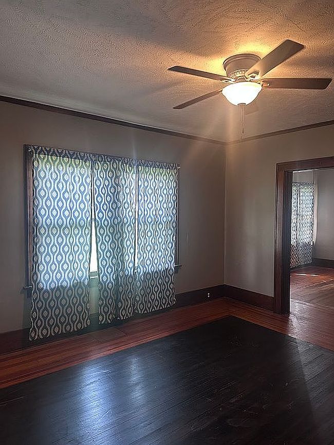 Photo of 209 S Peach St, Shickley, NE