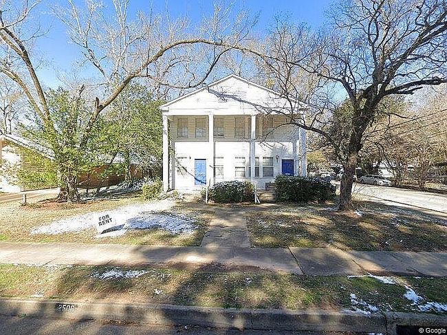 Image of 2506 Vance Ave