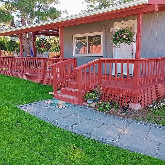 Photo of 340 Radar Rd, Coos Bay, OR