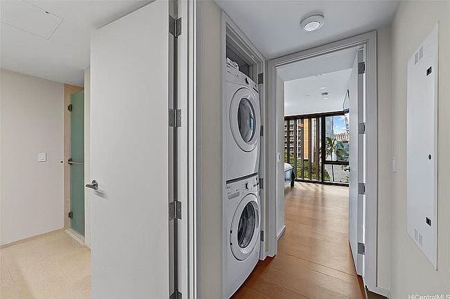 Photo of 1388 Ala Moana Blvd Apt 1406, Honolulu, HI