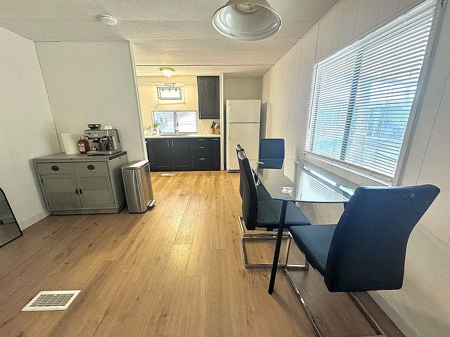 Additional photo 3 of property located at 4400 W Missouri Ave