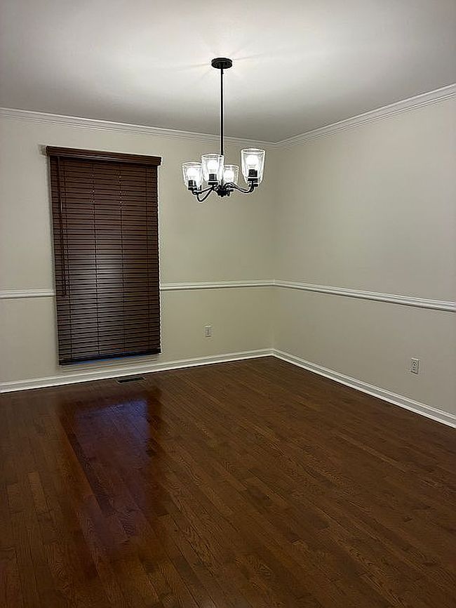 Image of 114 Royal Oak Rd