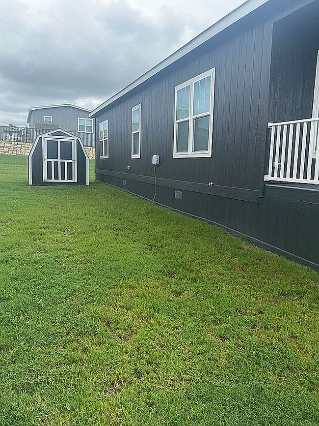 Image of 244 Pineland Ave #127
