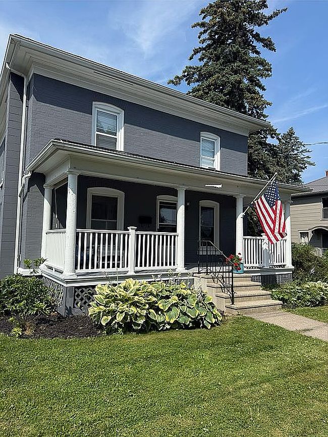 Photo of 730 Graves St, Clayton, NY