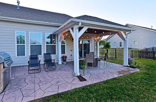 Image of 208 Hunters Hill Dr