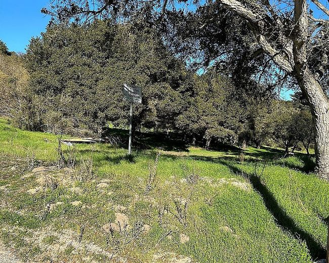 Image of 1 Vierra Canyon Rd