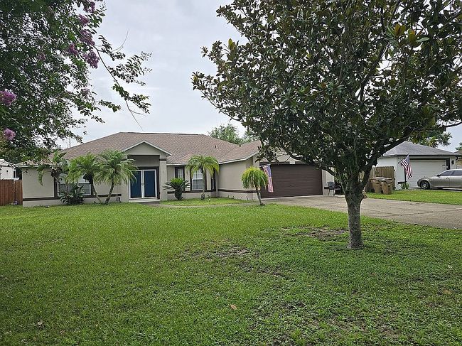 Photo of 11313 Autumn Wind Loop, Clermont, FL