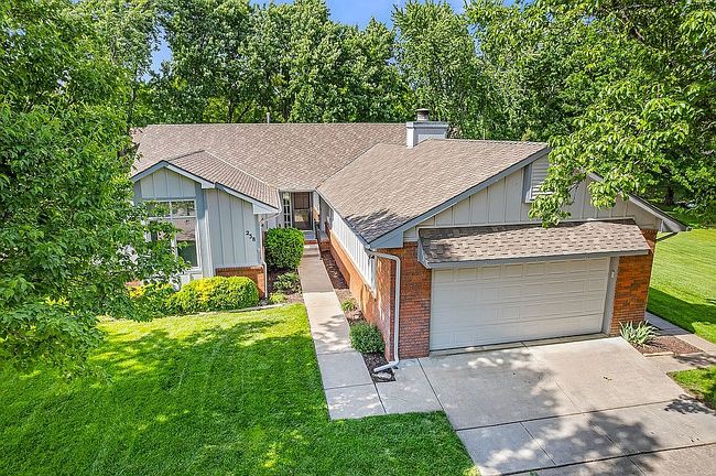 Photo of 238 N Mesa St, Wichita, KS