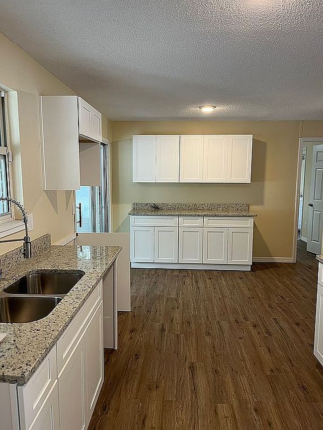 Image of 3527 Sheldon Rd