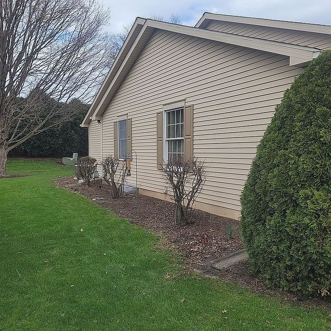 Image of 1488 Hampton Cir