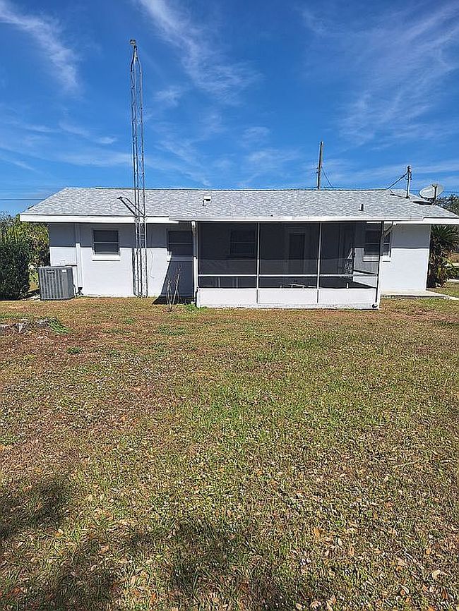 Image of 512 Michigan St