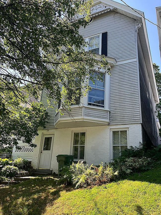 Photo of 26 Younglove Ave, Cohoes, NY