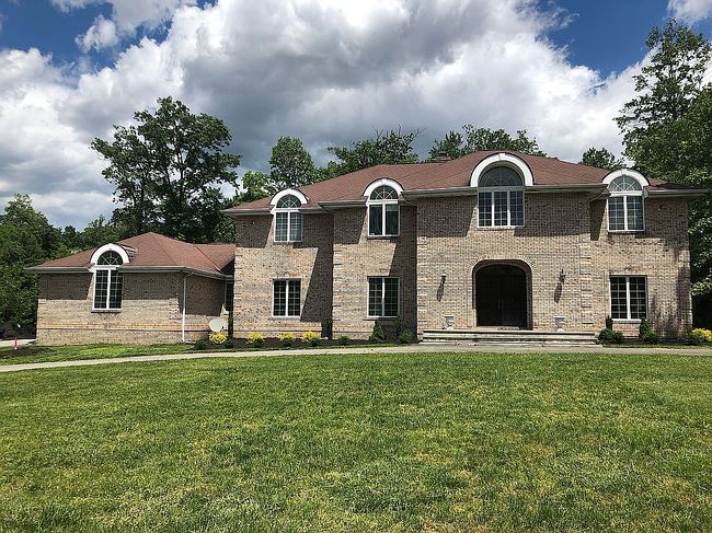 Photo of 8 Valenza Ln, Blauvelt, NY