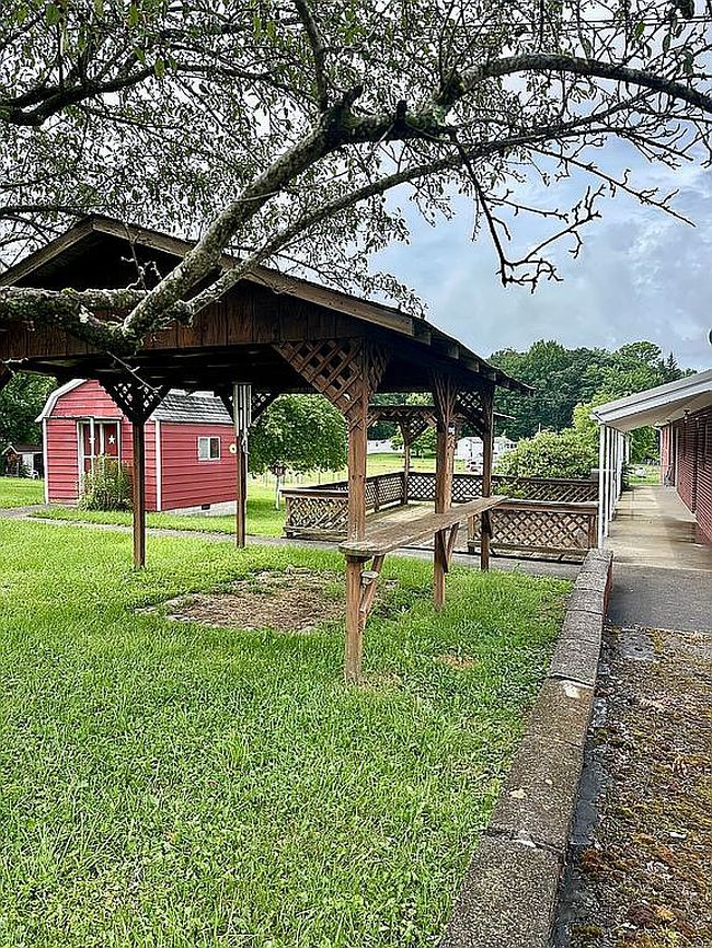 Photo of 10655 N Preston Hwy, Bruceton Mills, WV