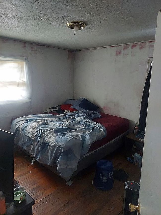 Image of 19438 Cooley St