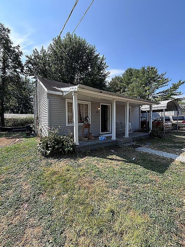 Photo of 233 W Main St