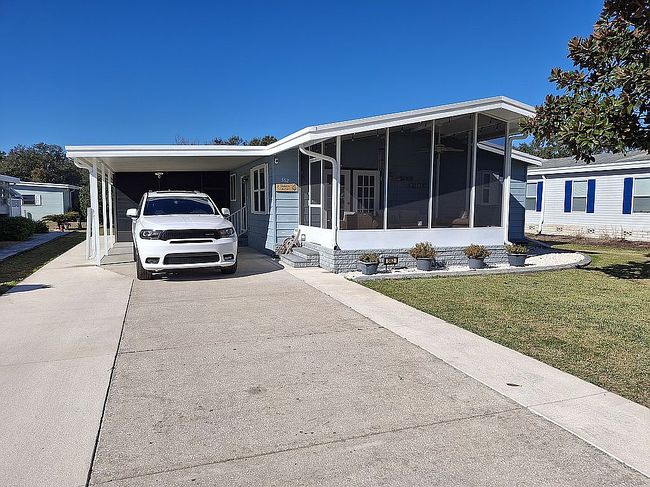 Image of 562 Saint Johns Rd