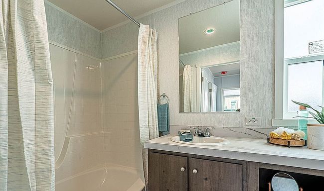 Additional photo 1 of property located at 1060 S Main St Trailer 18