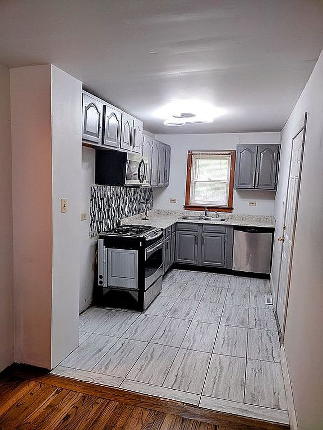 Image of 14116 S Claire Blvd