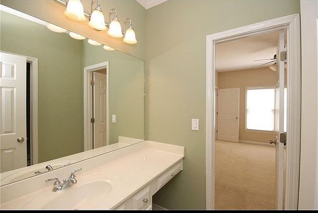 Photo of 6028 Queens River Dr, Mableton, GA