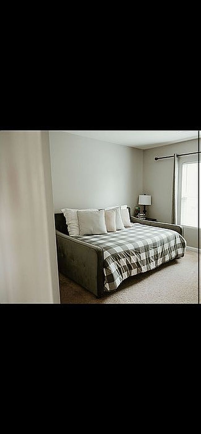 Image of 2528 Leo Ln