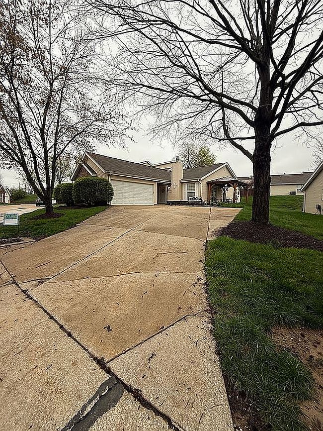 Image of 1324 Forest Creek Dr