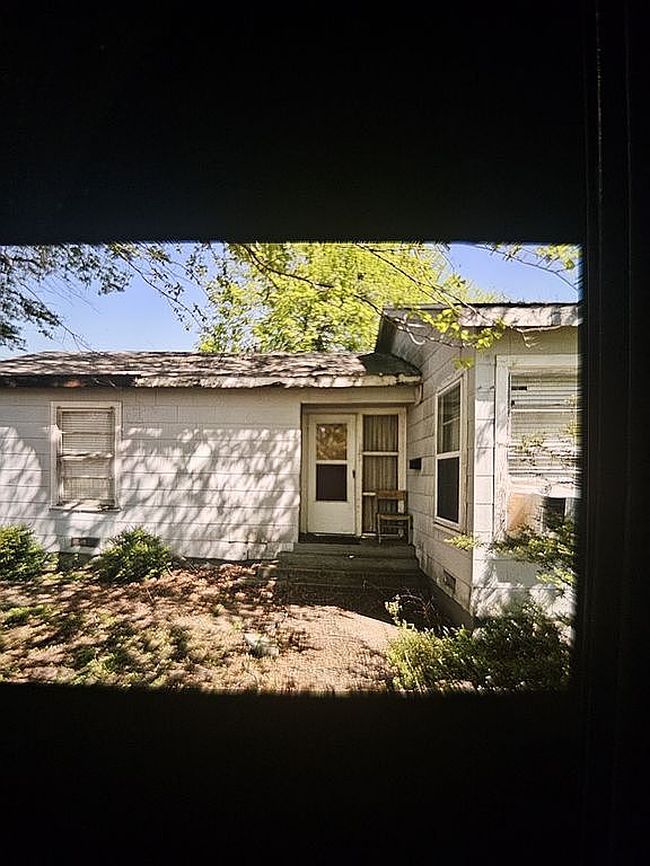 Image of 121 E Booth St