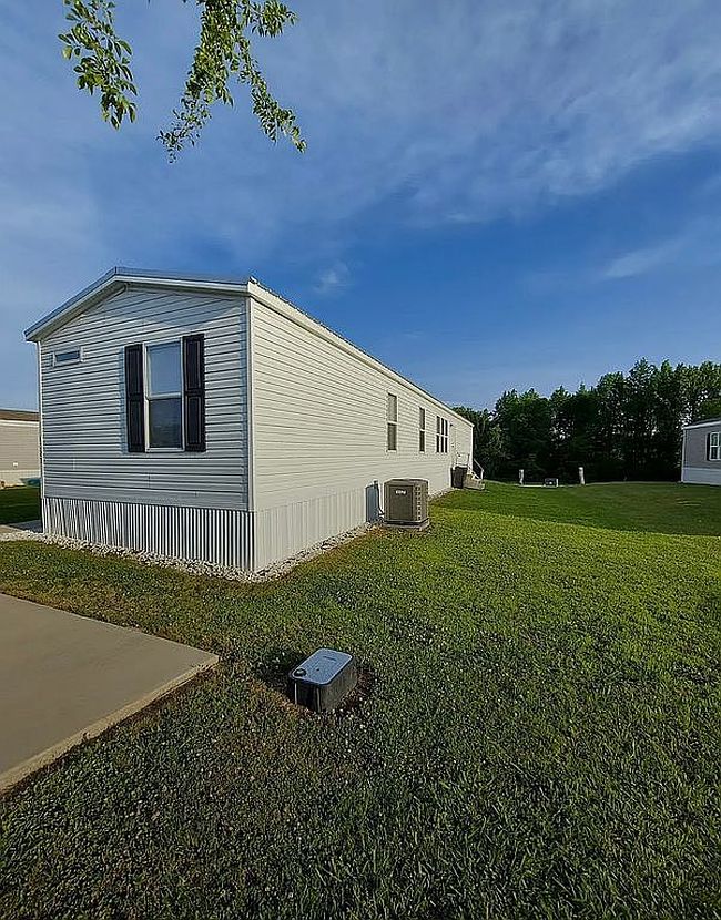Image of 4023 Hillsboro Dr