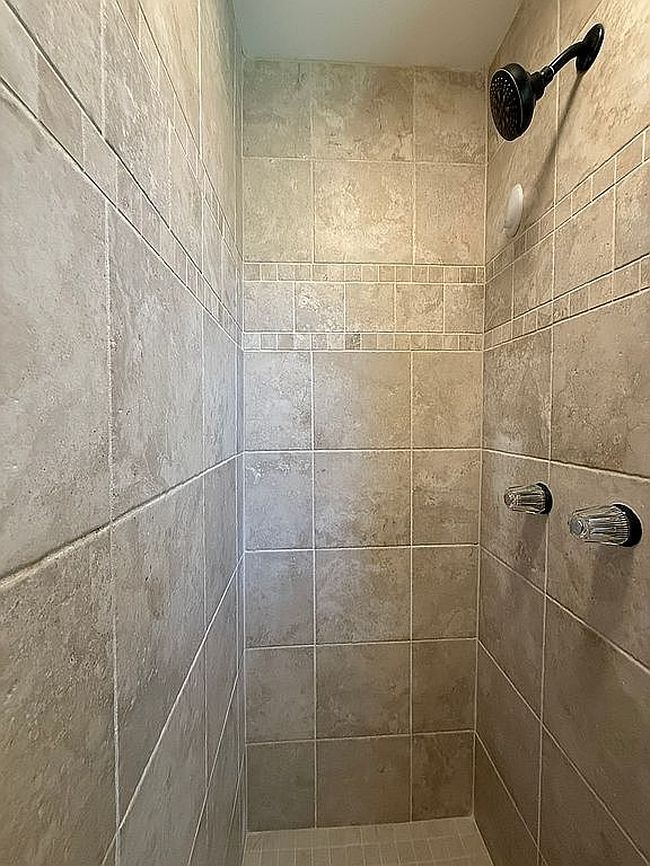 Photo of 2628 Frank Abernathy Rd, Greenbrier, TN