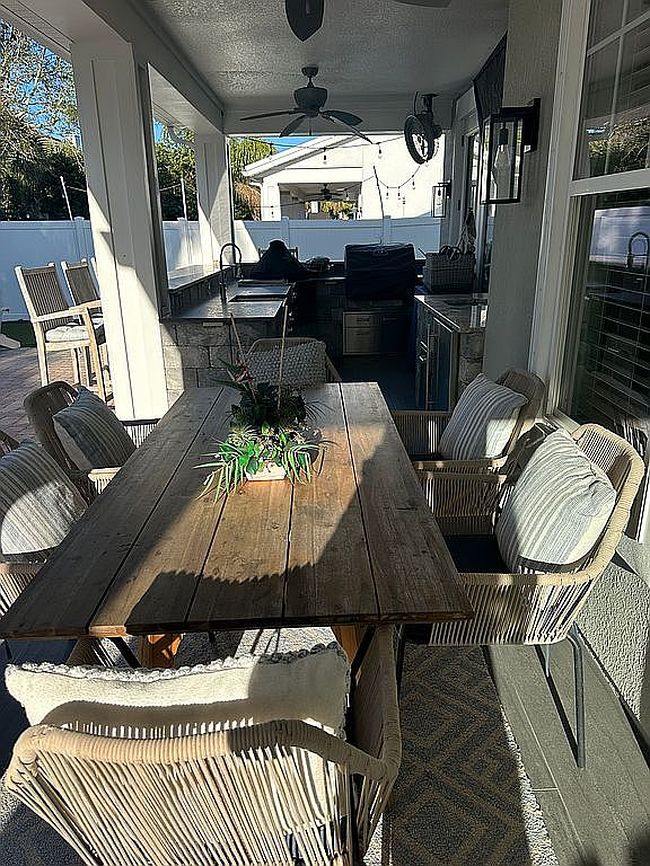 Image of 4134 Ponce De Leon Blvd