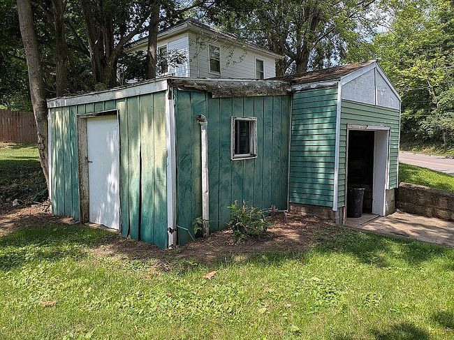 Photo of 610 Fair Rd, Sidney, OH
