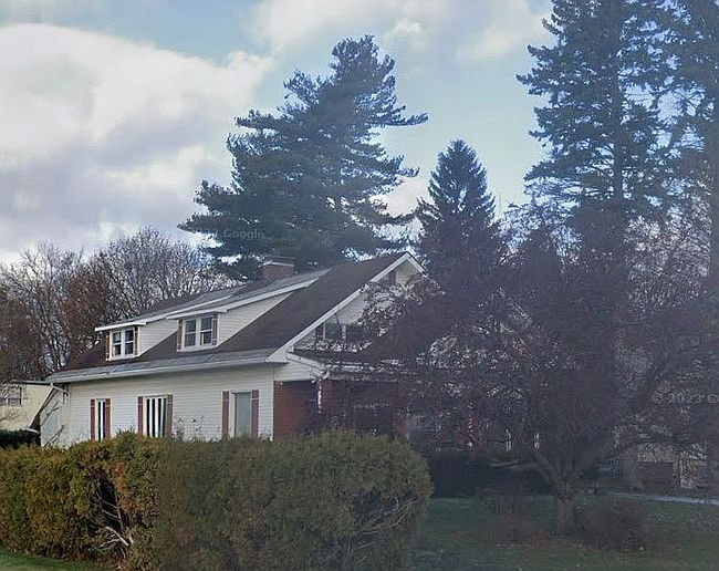 Photo of 162 Lake St, Rouses Pt, NY