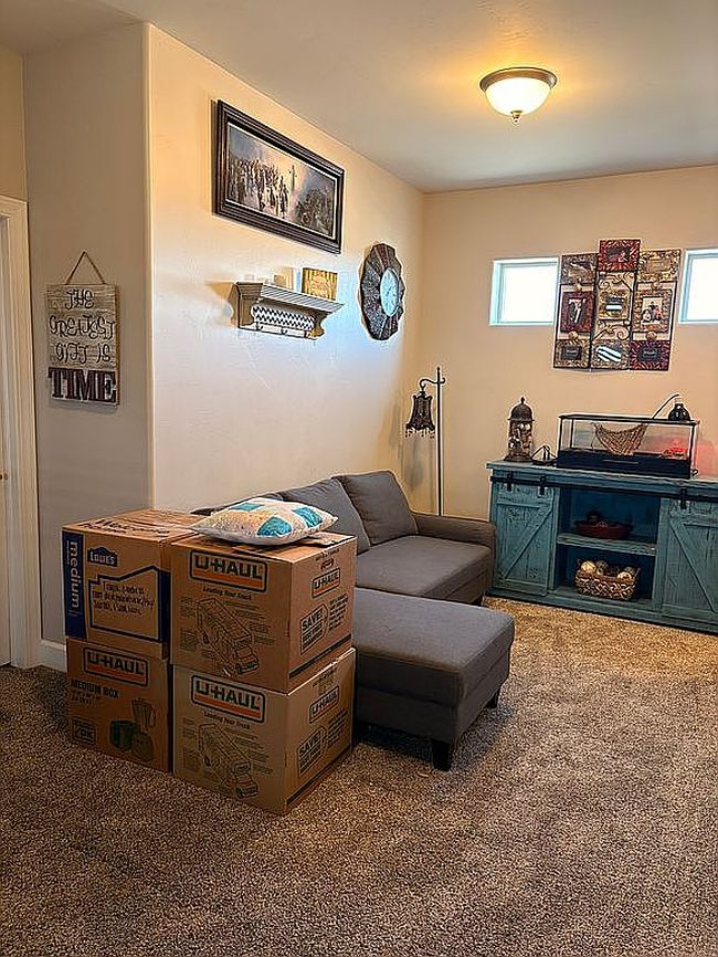 Photo of 310 Wheat Ct, Carlsbad, NM