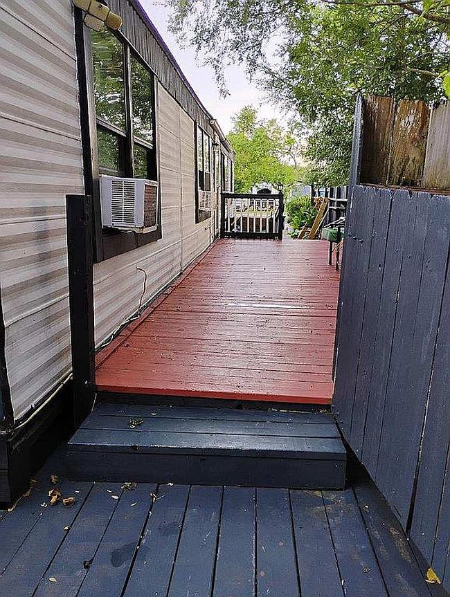 Photo of 1212 Holly Ln, League City, TX