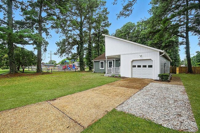 Preview of property located at 2529 Peritan Rd