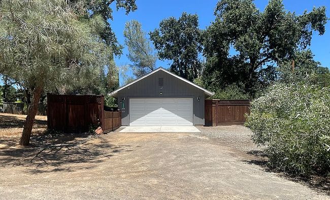Photo of 16064 41st Ave, Clearlake, CA