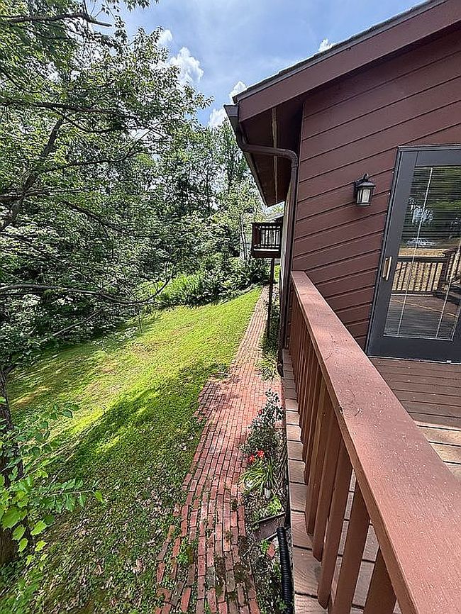 Photo of 4607 Lyndale Rd, Altoona, PA