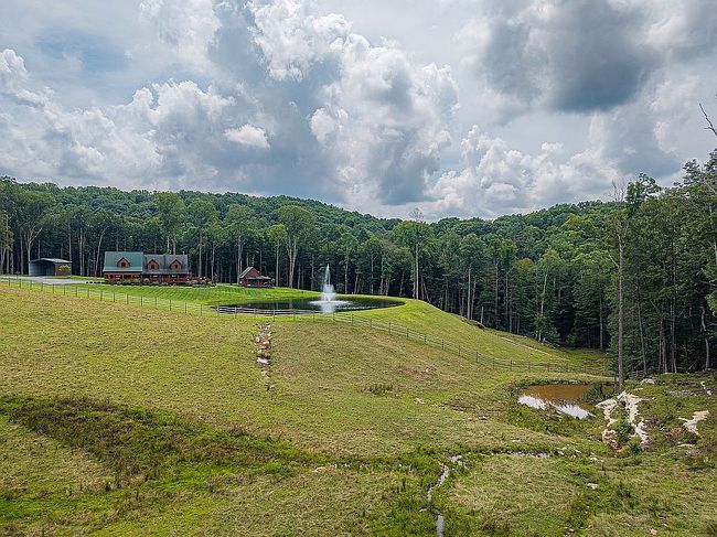 Photo of 835 Hardwood Ln, Mount Lookout, WV
