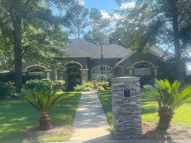 Photo of 111 Fountain Ln, Bonaire, GA