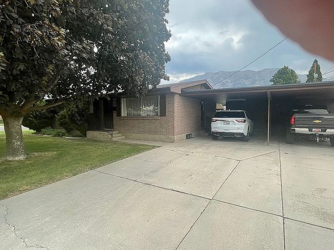 Photo of 334 E 230 S