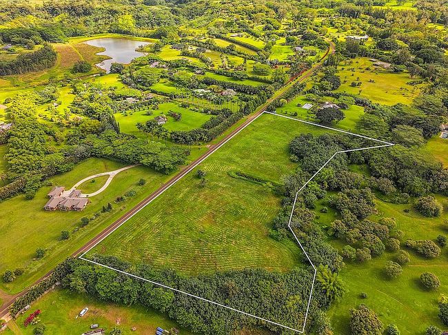 Photo of 5835 Kahiliholo Rd #4, Kilauea, HI