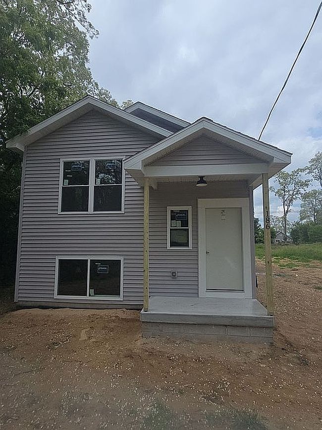 Image of 186 Myrtle Ave