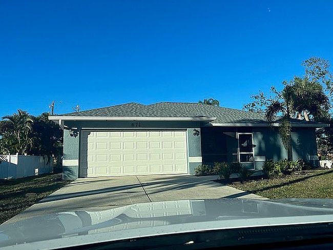 Image of 671 E Baffin Dr