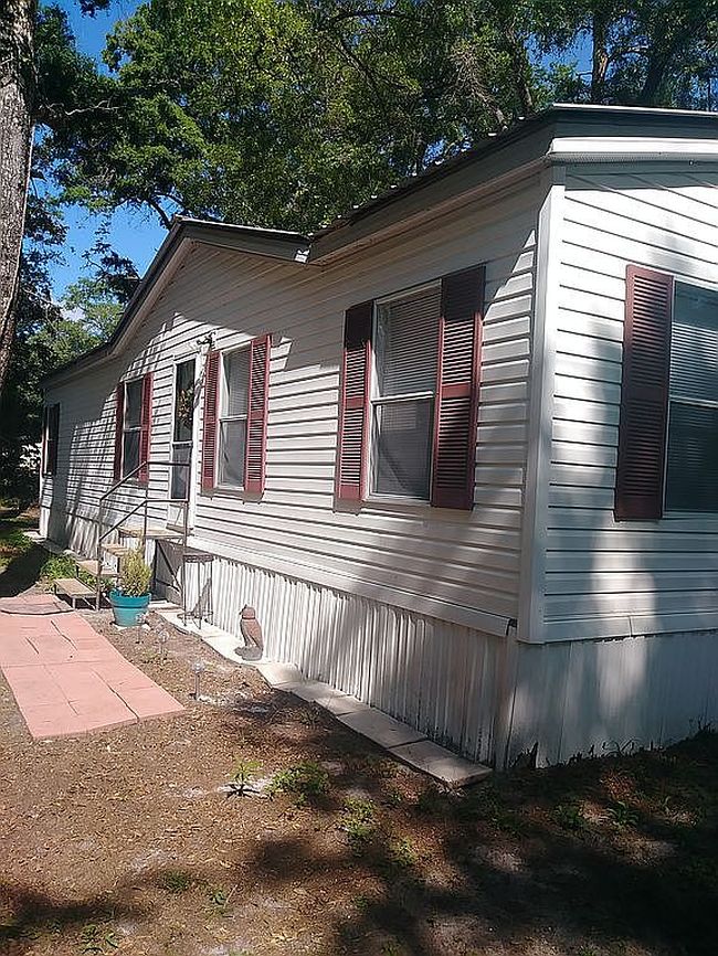 Image of 10080 Blue Waters Rd