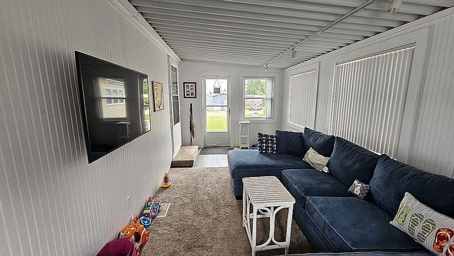 Photo of 131 Cornell Dr, Hope, MI