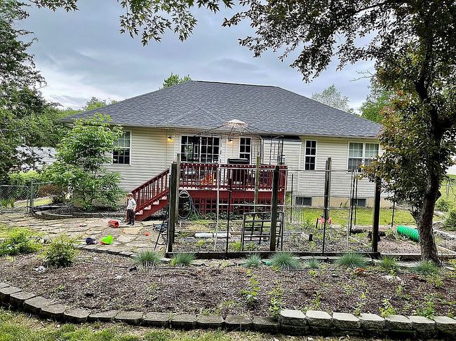Image of 305 Victoria Ln