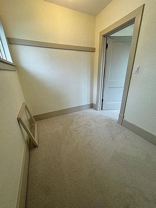 Image of 407 N Walnut St