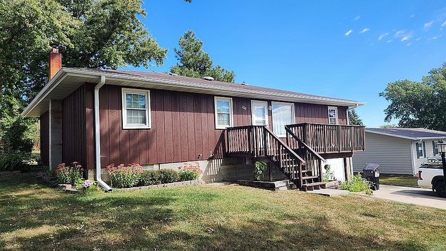 Image of 1702 Vista Dr